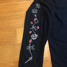Load image into Gallery viewer, Pocket T-Shirt Long Sleeve
